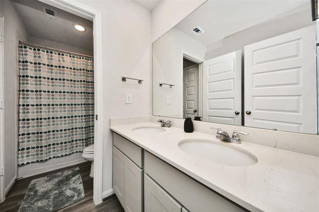 8449 Sweet Cherry Lane, Magnolia, TX 77354