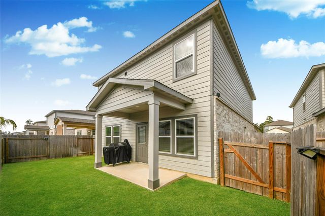 8449 Sweet Cherry Lane, Magnolia, TX 77354