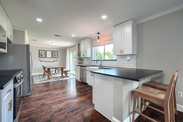 10628 Winding Passage Way, Fort Worth, TX 76131
