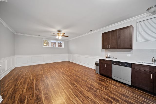 738 N Avers Avenue GS, Chicago, IL 60624