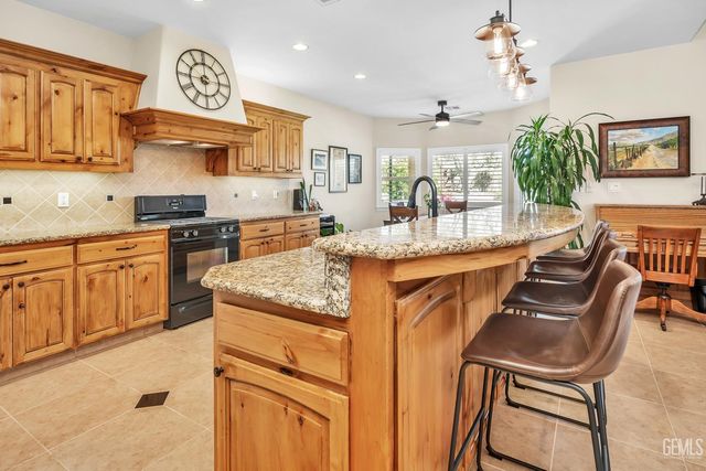 4301 Elder Court, Bakersfield, CA 93306