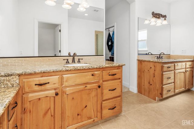 4301 Elder Court, Bakersfield, CA 93306