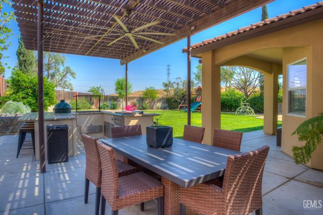 4301 Elder Court, Bakersfield, CA 93306