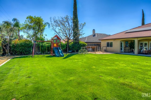 4301 Elder Court, Bakersfield, CA 93306