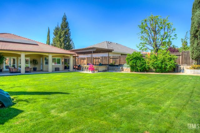 4301 Elder Court, Bakersfield, CA 93306