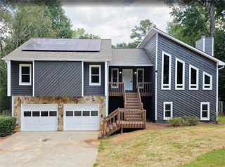 2810 Creekwood Lane, Lawrenceville, GA 30044