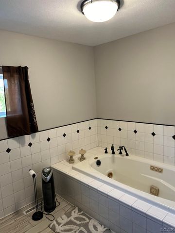 12060 Waterman Road, Brooklyn, MI 49230