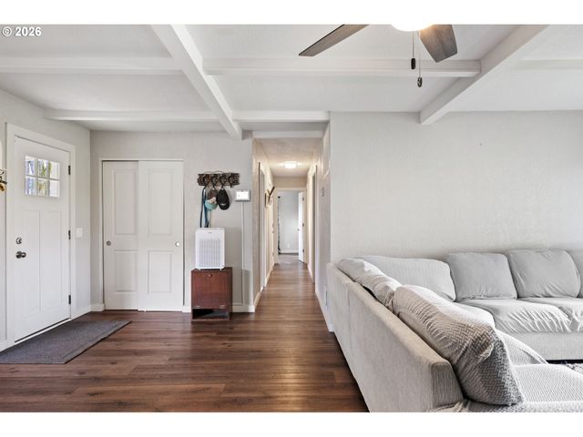 82517 Greenwood St, Creswell, OR 97426