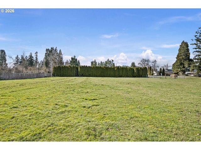 82517 Greenwood St, Creswell, OR 97426