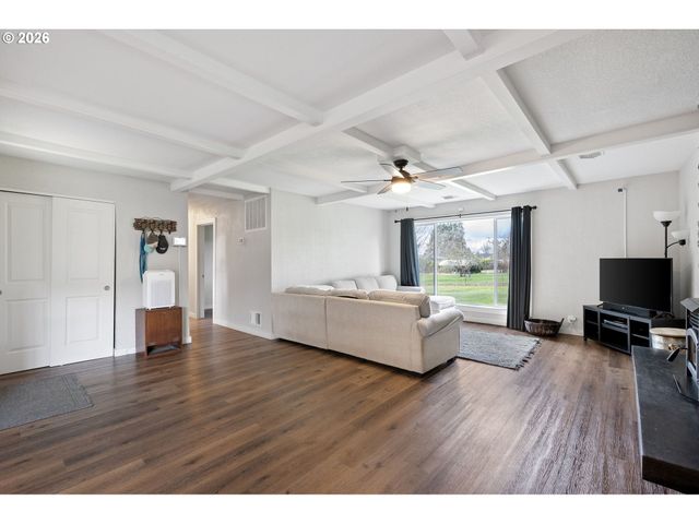 82517 Greenwood St, Creswell, OR 97426