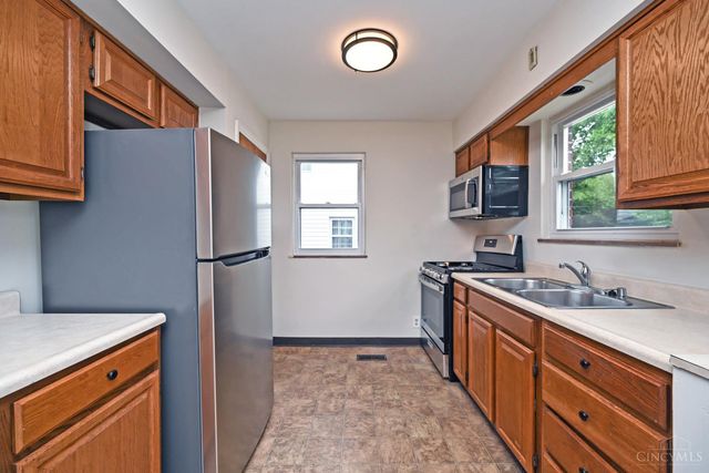 178 East Crest Drive, Reading, OH 45215
