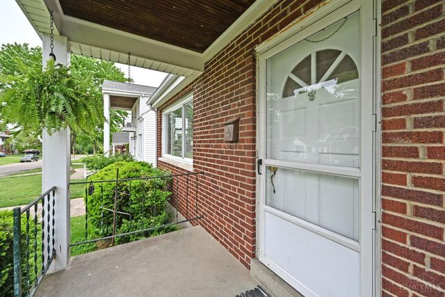 178 East Crest Drive, Reading, OH 45215