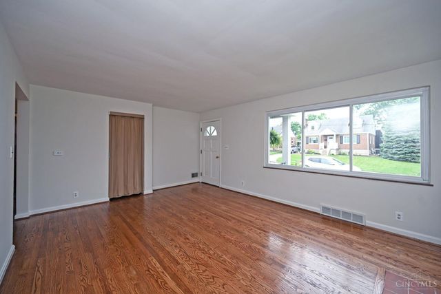 178 East Crest Drive, Reading, OH 45215
