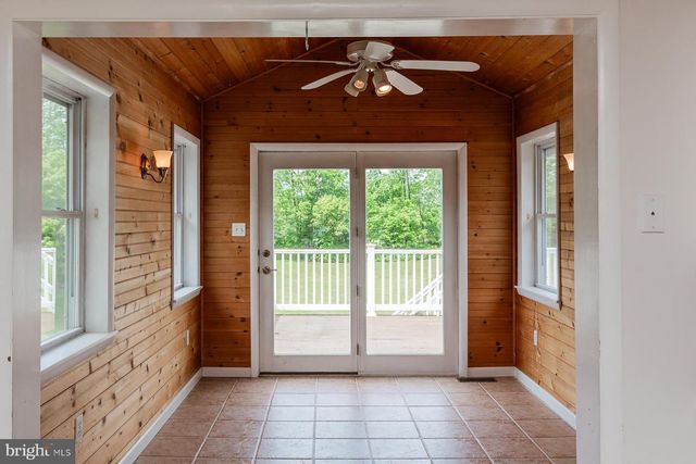 3 APACHE LN, Willow Street, PA 17584