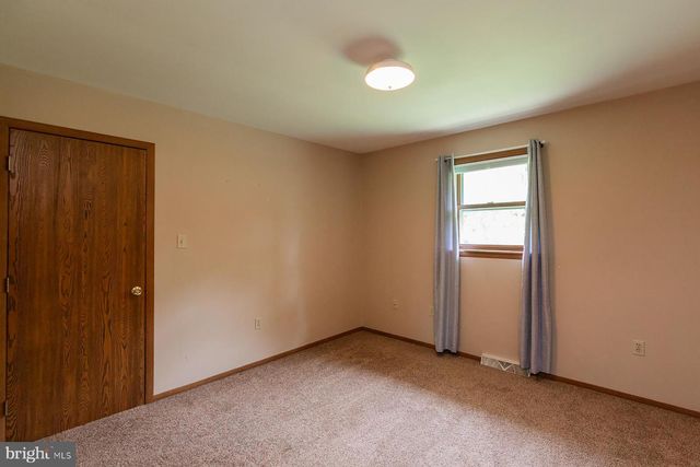 3 APACHE LN, Willow Street, PA 17584