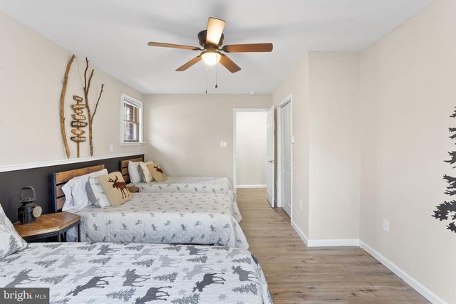 49 FOREST DR, Lake Harmony, PA 18624