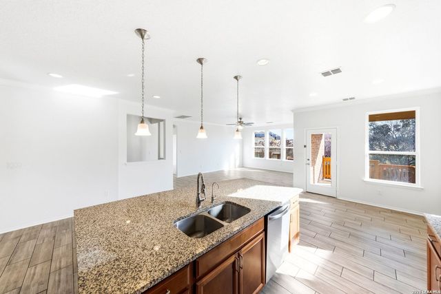 1912 Argos Star, San Antonio, TX 78245