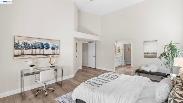 1090 Saint Andrews Dr, Discovery Bay, CA 94505