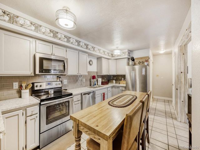 5671 W 71st Ave, Arvada, CO 80003