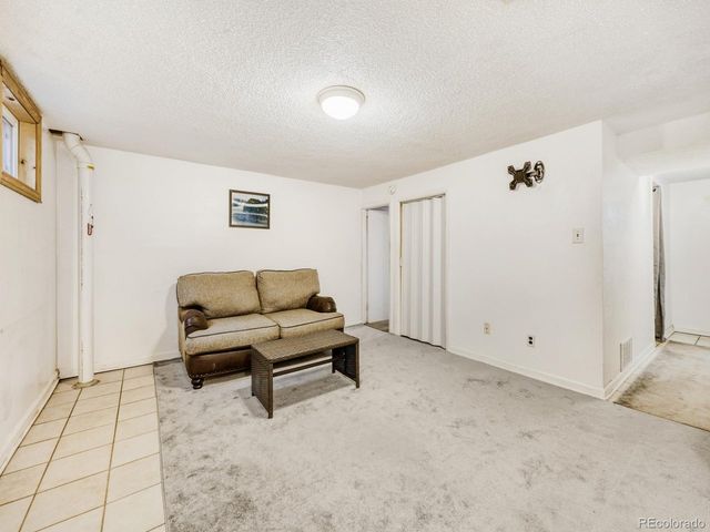 5671 W 71st Ave, Arvada, CO 80003