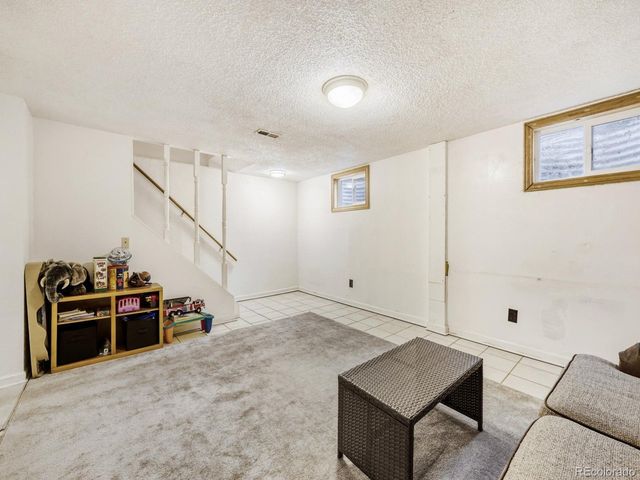 5671 W 71st Ave, Arvada, CO 80003