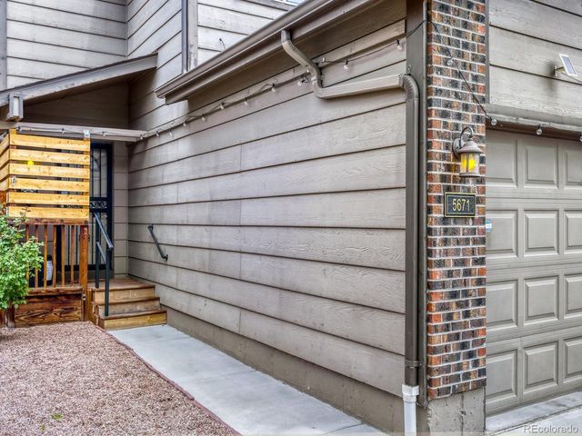 5671 W 71st Ave, Arvada, CO 80003
