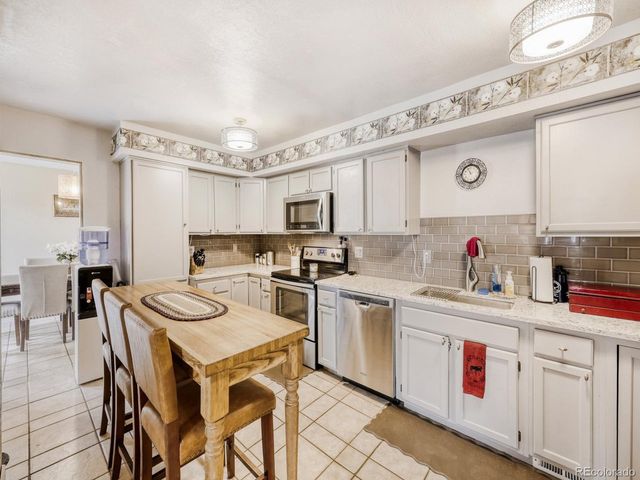 5671 W 71st Ave, Arvada, CO 80003
