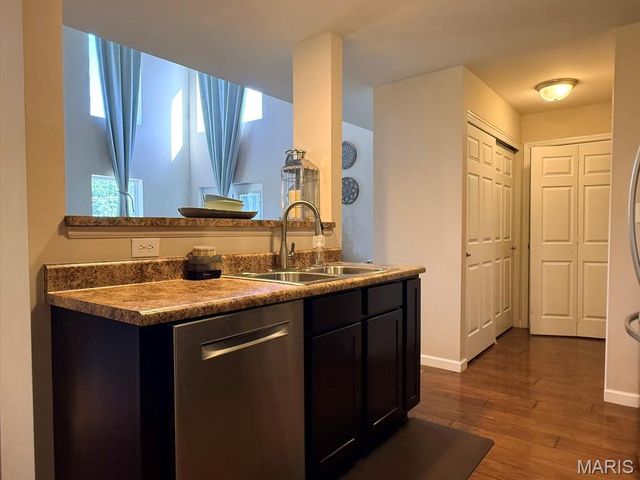 1401 Colonial Drive, Cottleville, MO 63304