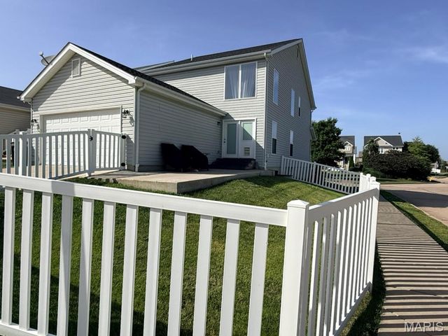 1401 Colonial Drive, Cottleville, MO 63304