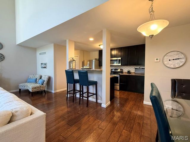 1401 Colonial Drive, Cottleville, MO 63304