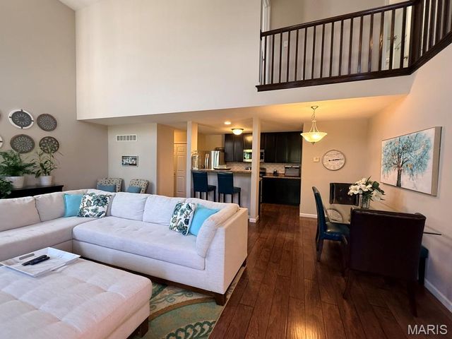 1401 Colonial Drive, Cottleville, MO 63304
