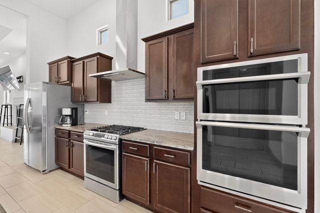 6101 Santa Fe Trail Drive NE, Rio Rancho, NM 87124