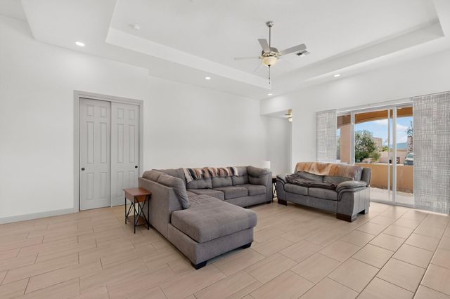 6101 Santa Fe Trail Drive NE, Rio Rancho, NM 87124