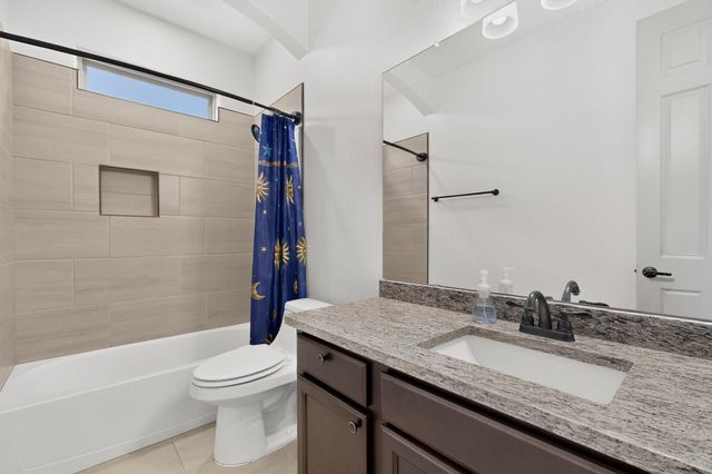 6101 Santa Fe Trail Drive NE, Rio Rancho, NM 87124