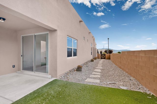 6101 Santa Fe Trail Drive NE, Rio Rancho, NM 87124