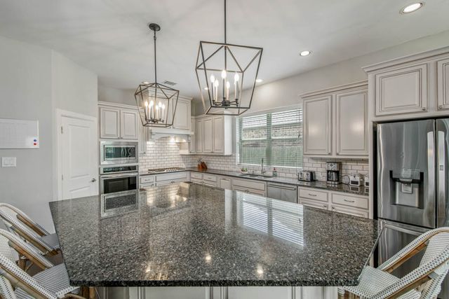 4302 Egremont Place, College Station, TX 77845