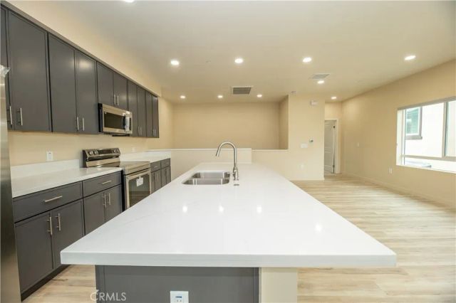 14410 BING AVE, Fontana, CA 92335