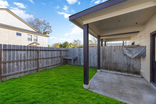 4903 Mallow Street A, Houston, TX 77033