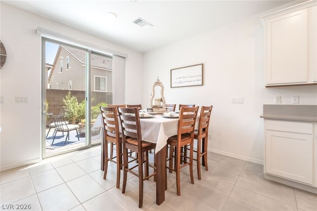 8076 Adelaide Hills Street, Las Vegas, NV 89113