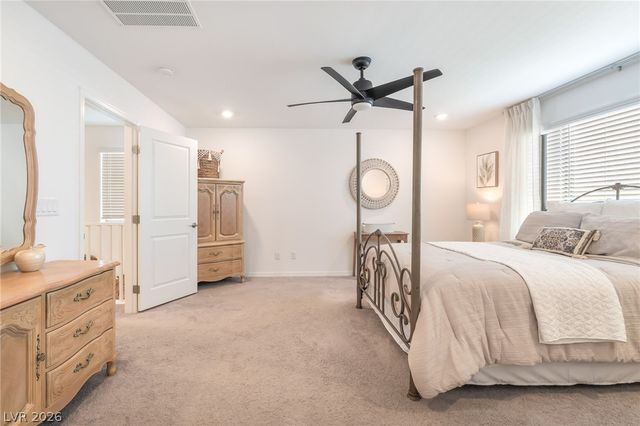 8076 Adelaide Hills Street, Las Vegas, NV 89113