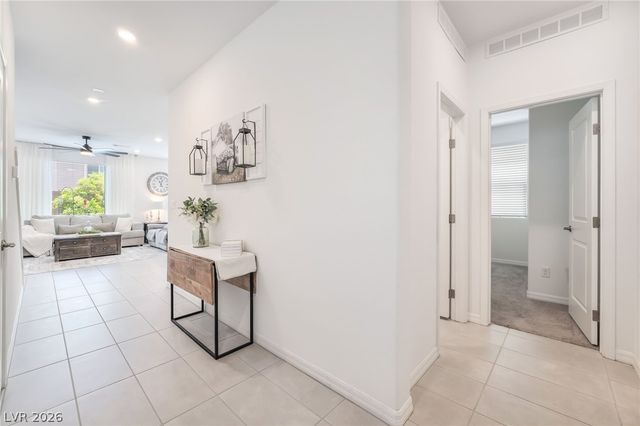 8076 Adelaide Hills Street, Las Vegas, NV 89113