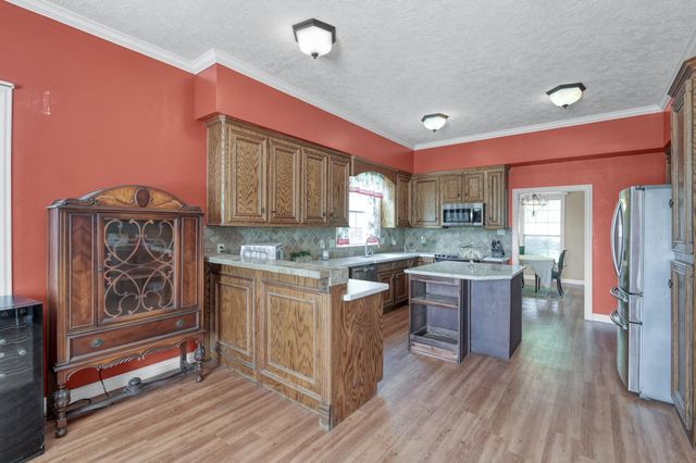 144 Wood Farm Road, Huntsville, TX 77320