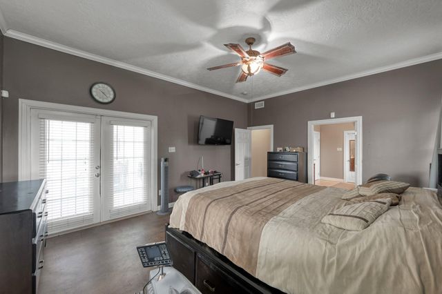 144 Wood Farm Road, Huntsville, TX 77320