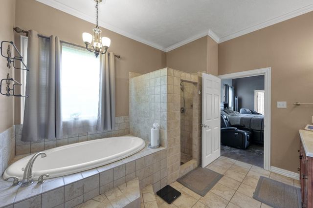 144 Wood Farm Road, Huntsville, TX 77320