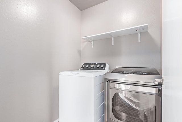1368 S 232nd Avenue, Buckeye, AZ 85326