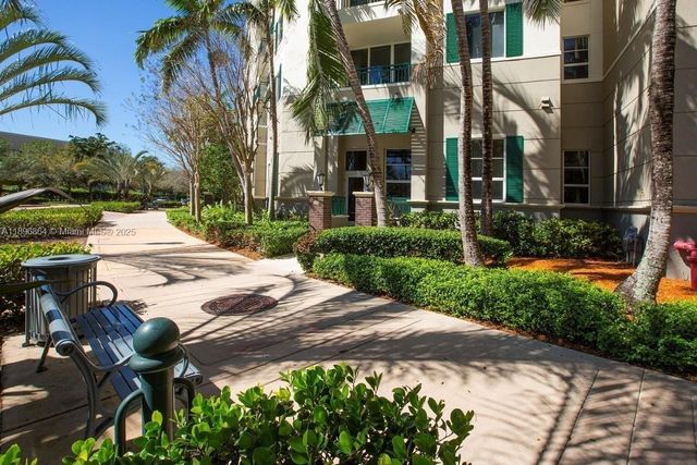 510 NW 84th Ave 318, Plantation, FL 33324