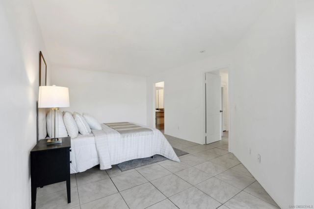 2042 Coolidge 98, San Diego, CA 92111