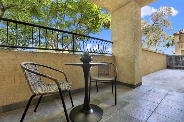 2042 Coolidge 98, San Diego, CA 92111
