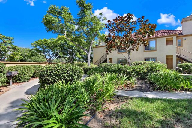 2042 Coolidge 98, San Diego, CA 92111