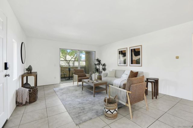2042 Coolidge 98, San Diego, CA 92111